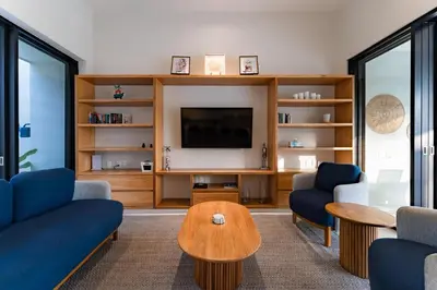 Una televisión o centro de entretenimiento en 3058 - Casas del Campo 4