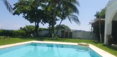 Piscina en o cerca de Beachfront house Private beach Pool 6 people