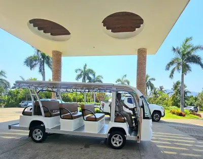 Plano de Apartment with an Incredible Terrace in Acapulco Diamante