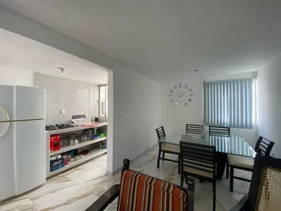 Una cocina o zona de cocina en Casa entera gran ubicación, aeropuerto ver