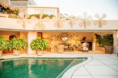 Piscina en o cerca de Casa Angelines en Las Brisas Acapulco, con alberca y club de playa