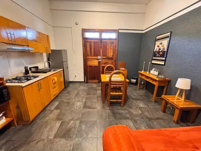 Una cocina o zona de cocina en LA CASITA, Casa EA Oaxaca, Centro Histórico, Entrada Independiente, Excelente Ubicación