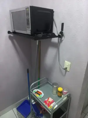 Una televisión o centro de entretenimiento en Apartment bello y tranquilo