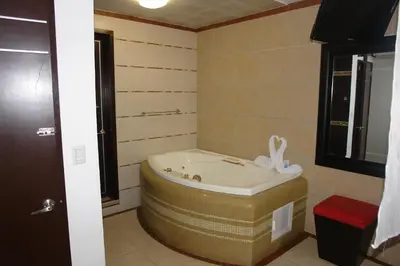 Plano de Auto Hotel Mediterraneo