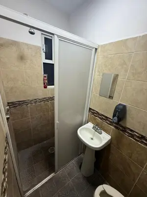 Un baño de Airport Benito Juarez Central Bus TAPO