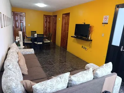 Una televisión o centro de entretenimiento en Hogar Díaz, Tradición y Confort en el Centro, 2BR