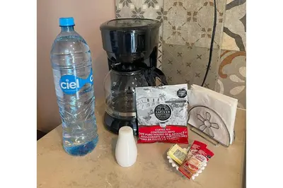 Utensilios para hacer té y café en Loft Sole Mio
