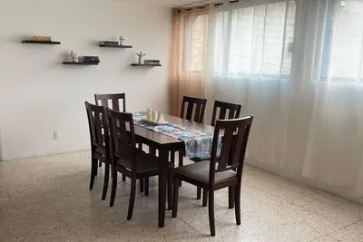 Plano de Cozy apartment