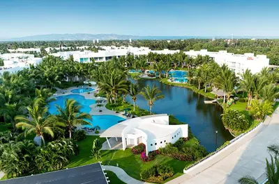 Piscina en o cerca de Departamento Mayan Lakes T6 - Albercas, club de playa, tenis, pádel y más