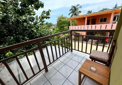 Un balcón o terraza de Sunset Suites