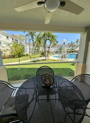 Piscina en o cerca de PARAISO ESCONDIDO e126