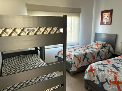 Cama o camas de una habitación en Increible casa en campo de golf!