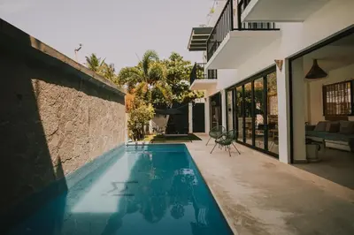 Piscina en o cerca de House with private pool, walking distance to beaches & restaurants