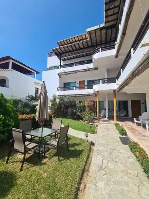 Jardín al aire libre en Tortugas uno cero tres