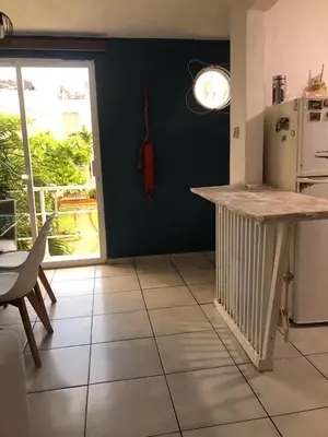 Una cocina o zona de cocina en Marina diamante 04
