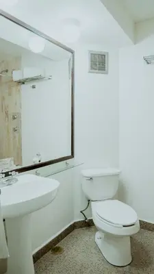 Un baño de Hotel San Felipe