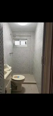 Un baño de Cómodo depto cerca del AICM