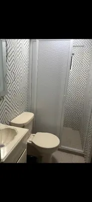 Un baño de Cómodo depto cerca del AICM