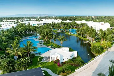 Piscina en o cerca de Departamento Mayan Lakes T9 - Albercas, club de playa, tenis, pádel y más