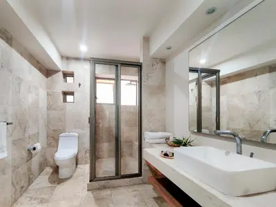 Un baño de Rancho La Joya