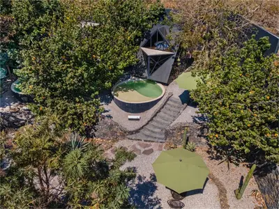 Jardín al aire libre en Bosque Geométrico
