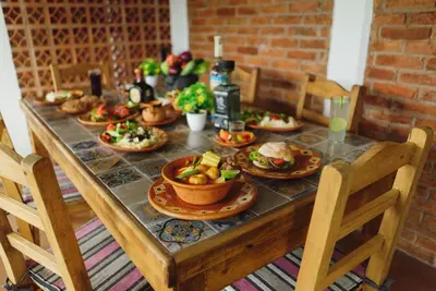 Comida en o cerca de este apartamento