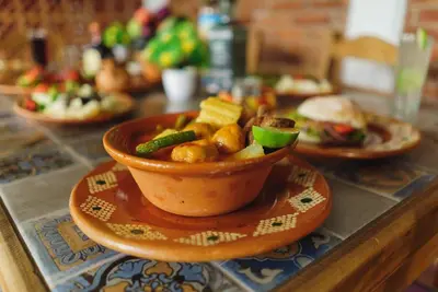 Comida en o cerca de este apartamento