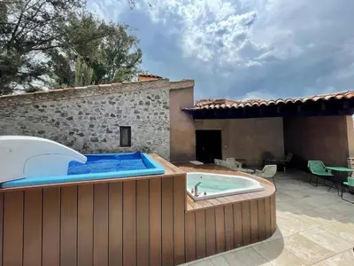 Piscina en o cerca de Amore en ValQuirico