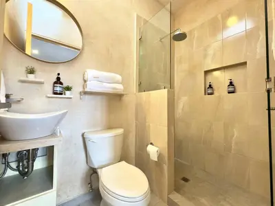 Un baño de Venezia 1 en ValQuirico