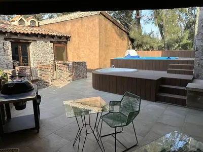 Un patio o zona al aire libre en Lucca 81 en ValQuirico