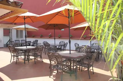 Un restaurante o sitio para comer en Rolovi Hotel Xalapa Centro