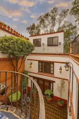 Edificio en el que se encuentra el bed & breakfast