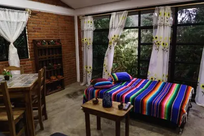 Zona de estar de Find Your Perfect Mountain Retreat at House Sun