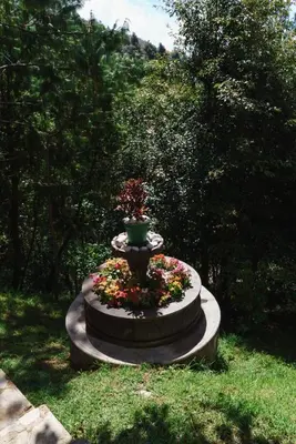 Jardín al aire libre en Find Your Perfect Mountain Retreat at House Water