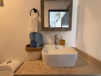 Un baño de Puerta al Sol