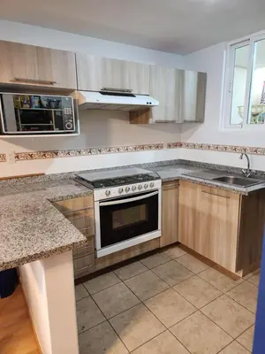 Una cocina o zona de cocina en Suite Privada con Terraza y Baño, 5 min Six Flags