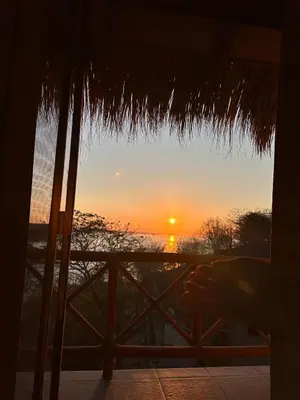 Amanecer o atardecer desde la villa o alrededores