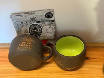 Utensilios para hacer té y café en Casa Agaves Conjunto Habitacional