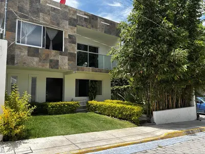 Jardín al aire libre en Casa Bambú