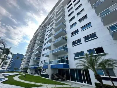 Edificio en el que se encuentra la habitación en casa particular