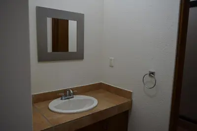 Un baño de Octava de Orquídeas - Casa completa con estacionamiento y terraza