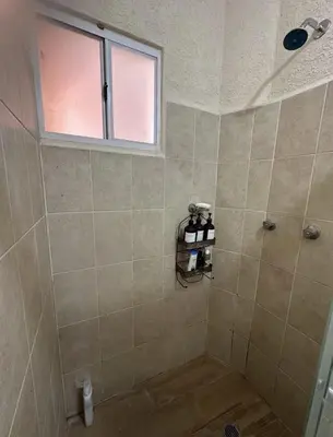 Un baño de Departamento en Zona Diamante Acapulco