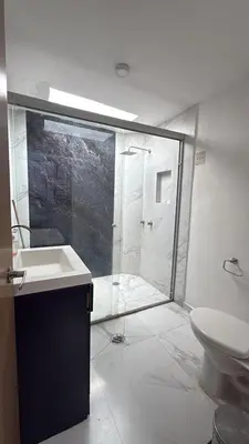 Un baño de Trapp House By Casa Palmera