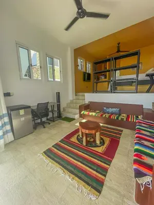Zona de estar de Casa las Olas, vista al mar, surf y alberca