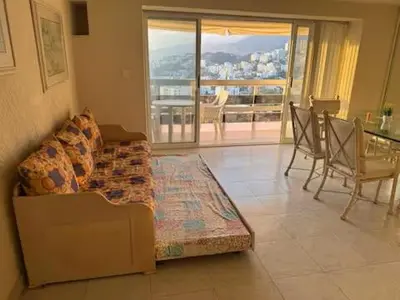 Zona de estar de Hermoso departamento en condominio de Costa Azul