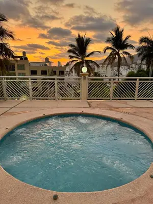 Piscina en o cerca de Hermoso departamento en condominio de Costa Azul