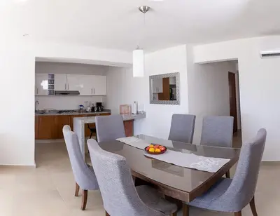 Una cocina o zona de cocina en Padrísimo depto frente al mar