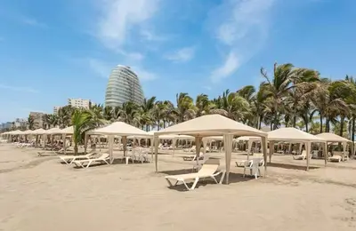Playa de o cerca de este apartamento