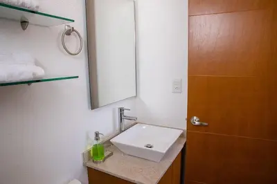 Un baño de Padrísimo apartamento frente al mar