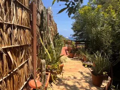 Jardín al aire libre en Garden-Ocean view Casa Xochi
